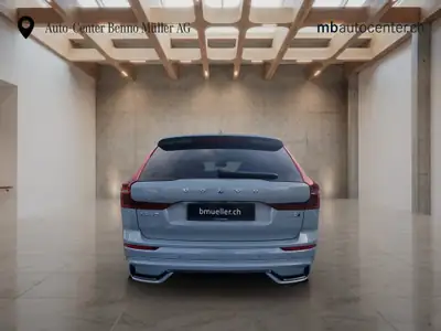 Volvo XC60 2.0 B5 MH Plus Dark — SUV hybride rechargeable, 14'000 km, garantie 5 ans — intérieur