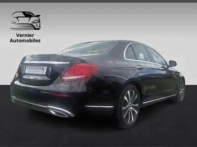 Mercedes-Benz E 450 Exclusive 4Matic — Berline premium 367 ch, garantie 12 mois — tableau de bord