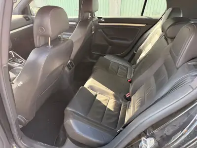 VW Golf 3.2 V6 R32 DSG 4motion — Sportive légendaire, 250 ch tous terrains — détail