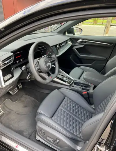 Audi RS3 Sportback 2.5 TSI quattro — 400 ch, design Black Full, occasion premium — vista posteriore