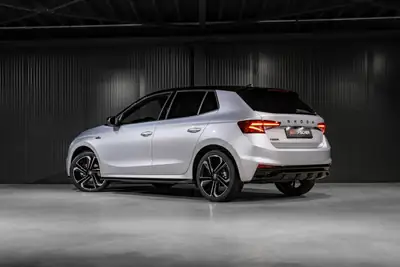 Skoda Fabia 1.5 TSI Monte Carlo DSG — Citadine dynamique, garantie 5 ans usine — side view
