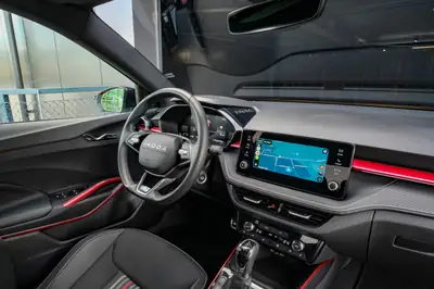 Skoda Fabia 1.5 TSI Monte Carlo DSG — Citadine dynamique, garantie 5 ans usine — Thumbnail 14