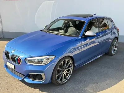 BMW M135i xDrive Steptronic — Berline sportive 326 ch, jantes Dähler et pneus neufs — Armaturenbrett