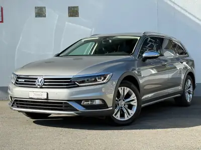 VW Passat Alltrack 2.0 TSI 4Motion — Break polyvalent tout-terrain, moteur 220 ch — detail