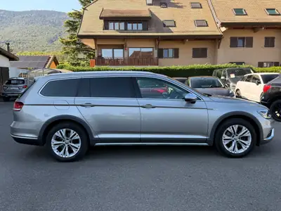 VW Passat Alltrack 2.0 TSI 4Motion — Break polyvalent tout-terrain, moteur 220 ch — Thumbnail 11