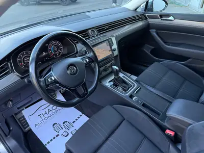 VW Passat Alltrack 2.0 TSI 4Motion — Break polyvalent tout-terrain, moteur 220 ch — Thumbnail 15