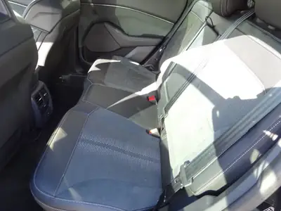 Ford Mustang MACH-E GT AWD — SUV électrique haute performance, 36'000 km seulement — Thumbnail 12