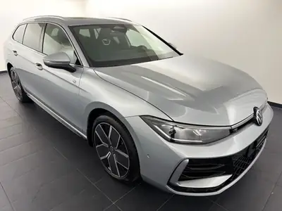 VW Passat Break 1.5 TSI PHEV R-Line 2026 — Hybride rechargeable, 10 km seulement — interior
