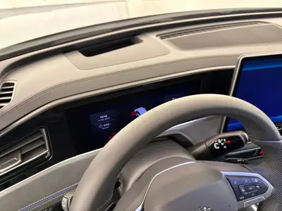 VW Passat Break 1.5 TSI PHEV R-Line 2026 — Hybride rechargeable, 10 km seulement — detail
