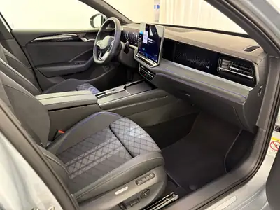 VW Passat Break 1.5 TSI PHEV R-Line 2026 — Hybride rechargeable, 10 km seulement — Thumbnail 12