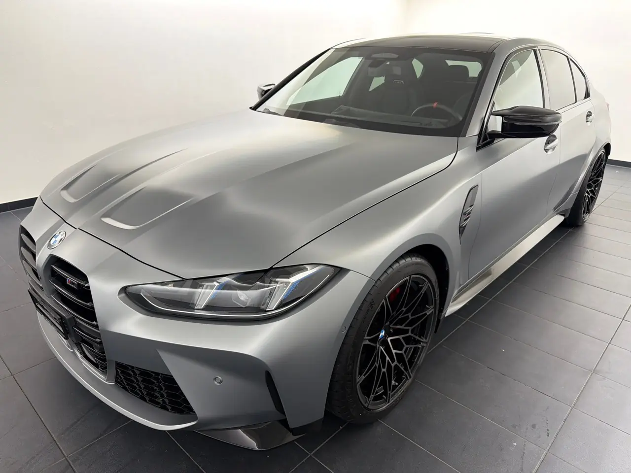 BMW M3 Competition M xDrive 2025 — Berline sportive 530 ch, quasi neuve avec garantie constructeur