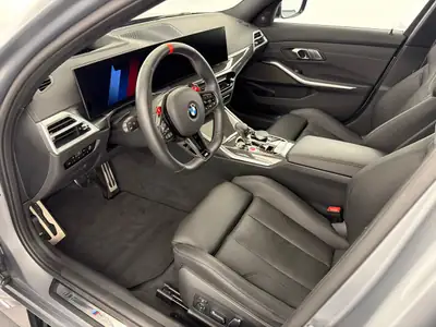 BMW M3 Competition M xDrive 2025 — Berline sportive 530 ch, quasi neuve avec garantie constructeur — dashboard