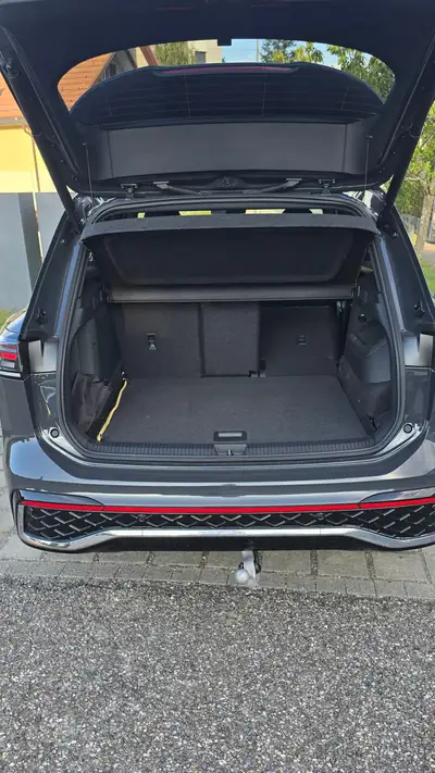 VW Tiguan 1.5 TSI PHEV R-Line — SUV hybride rechargeable, 8000 km seulement — cruscotto