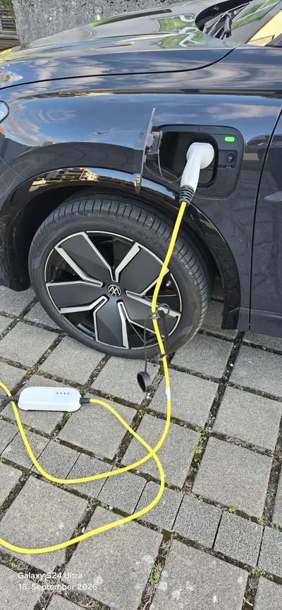 VW Tiguan 1.5 TSI PHEV R-Line — SUV hybride rechargeable, 8000 km seulement — dettaglio