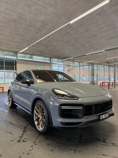 Porsche Cayenne 4.0 V8 Turbo GT — 640 ch, performance extrême et garantie constructeur — vue extérieure