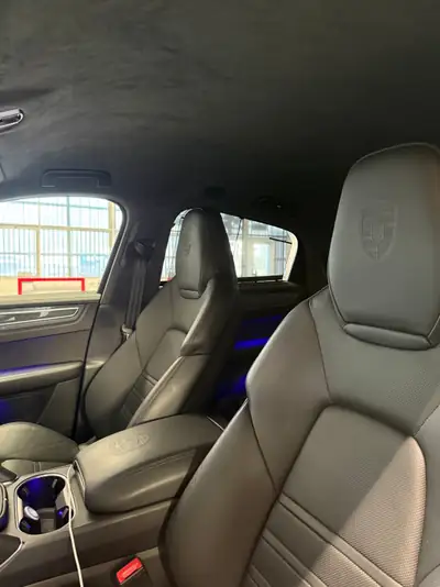 Porsche Cayenne 4.0 V8 Turbo GT — 640 ch, performance extrême et garantie constructeur — détail