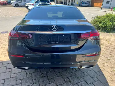 Mercedes-Benz E 220 d Limousine — Diesel hybride 4MATIC, 65000 km, garantie 4 ans — Miniature 9