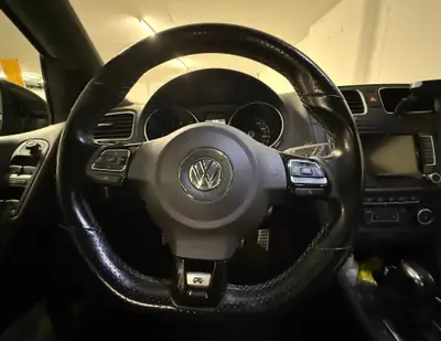 VW Golf IV R 4 Motion 2.0 TSI — Sportive 270 ch intégrale, sans accident — tableau de bord