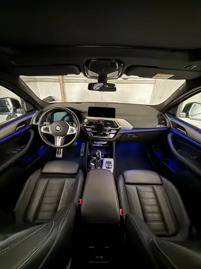 BMW X4 xDrive20d M Paket — SUV coupé diesel, équipement premium et sécurité avancée — Miniatura 13