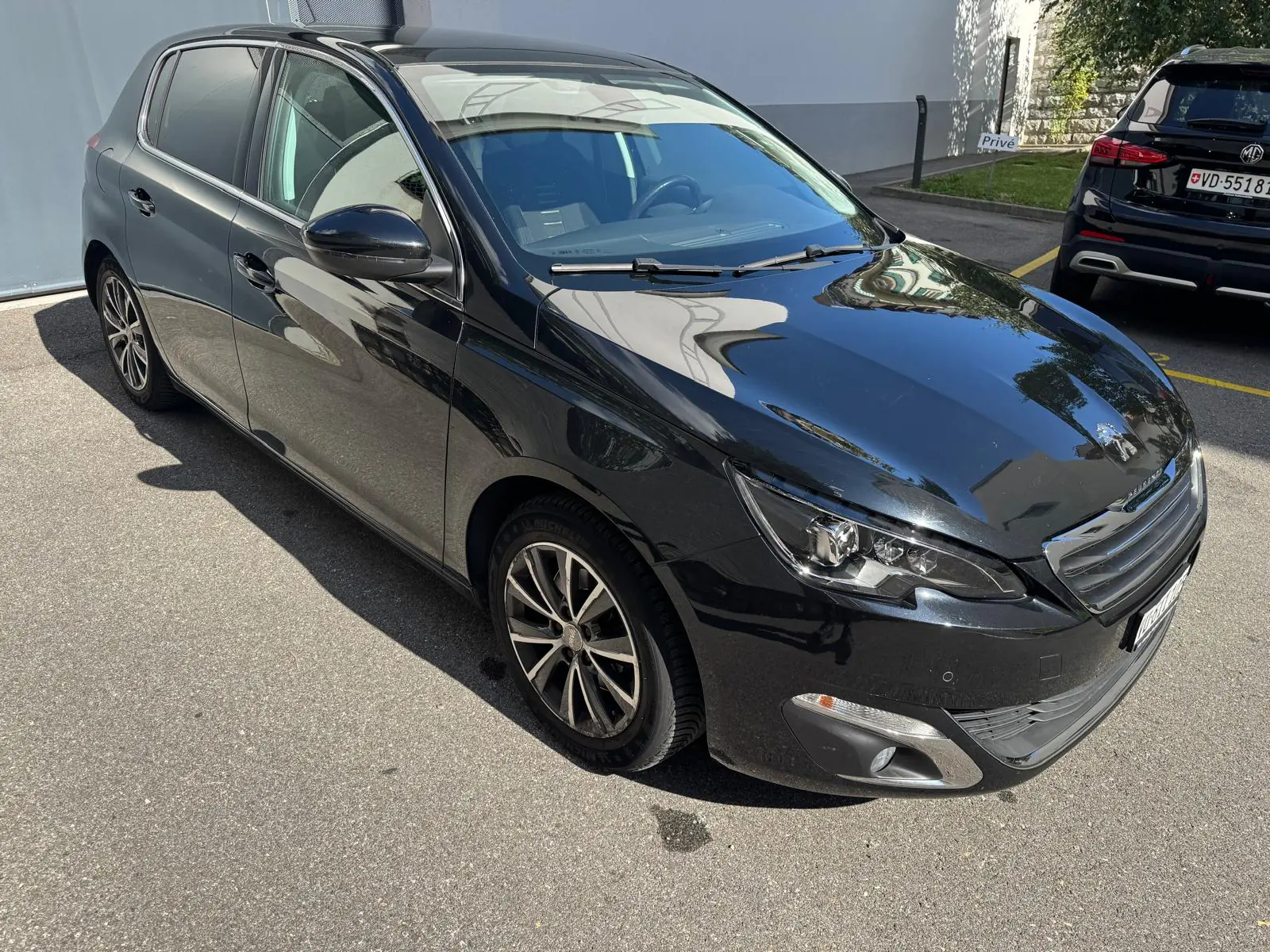 Peugeot 308 2014 occasion Lausanne — 1