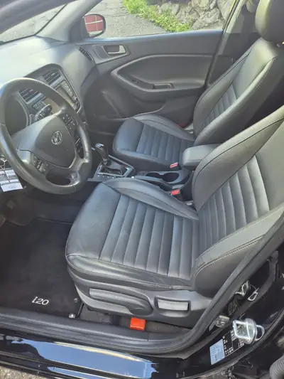 Hyundai i20 1.4 Vertex — Citadine élégante, sans accident, fraîchement révisée — detail