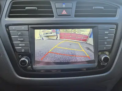 Hyundai i20 1.4 Vertex — Citadine élégante, sans accident, fraîchement révisée — Thumbnail 10