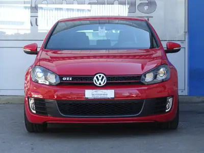 VW Golf 2.0 TSI GTI — Sportive dynamique, 211 ch, première main, impeccable — rear view