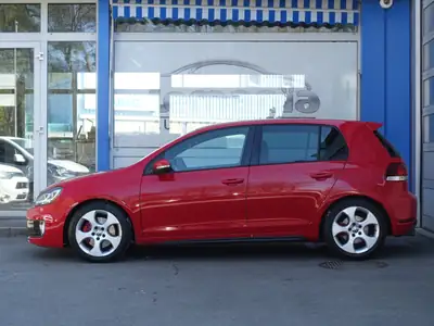 VW Golf 2.0 TSI GTI — Sportive dynamique, 211 ch, première main, impeccable — detail