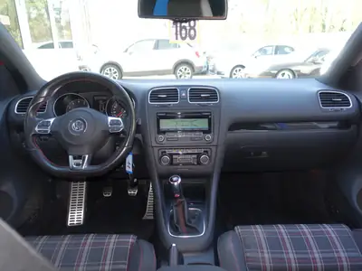 VW Golf 2.0 TSI GTI — Sportive dynamique, 211 ch, première main, impeccable — Thumbnail 11
