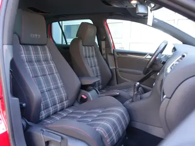 VW Golf 2.0 TSI GTI — Sportive dynamique, 211 ch, première main, impeccable — Thumbnail 10