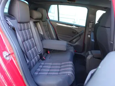 VW Golf 2.0 TSI GTI — Sportive dynamique, 211 ch, première main, impeccable — Thumbnail 14