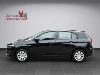 FIAT Tipo 1.5 Cult — Berline compacte efficient avec 130 PS et transmission automatique — Heckansicht
