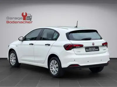 Fiat Tipo 1.5 Benzin Cult — Berline compacte automatique, 130 PS économique — Innenraum