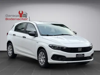 Fiat Tipo 1.5 Benzin Cult — Berline compacte automatique, 130 PS économique — Armaturenbrett