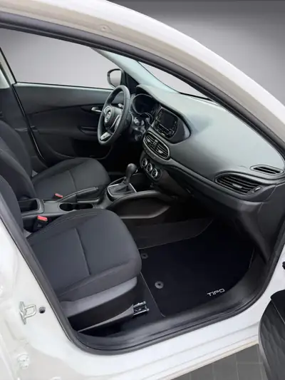 Fiat Tipo 1.5 Benzin Cult — Berline compacte automatique, 130 PS économique — Miniatur 13