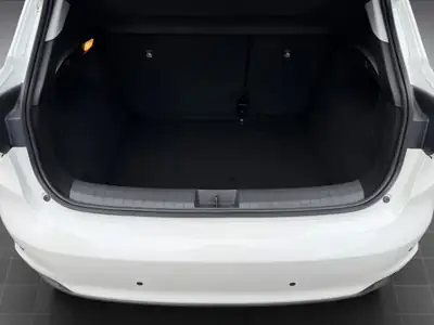 Fiat Tipo 1.5 Benzin Cult — Berline compacte automatique, 130 PS économique — Miniatur 17