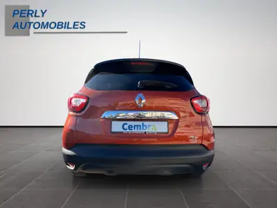 Renault Captur 1.2 TCe Privilege EDC — Citadin dynamique sans sinistre, orange métallisé — Armaturenbrett