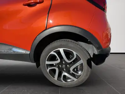 Renault Captur 1.2 TCe Privilege EDC — Citadin dynamique sans sinistre, orange métallisé — Miniatur 18