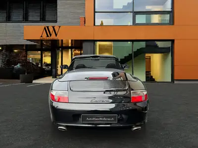 Porsche 911 Cabriolet 3.6 Carrera 2 — Chef-d'œuvre décapotable, 30'000 km seulement — detail