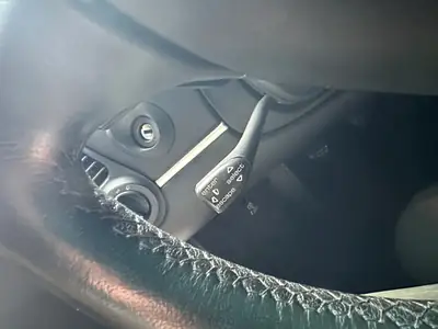 Porsche 911 Cabriolet 3.6 Carrera 2 — Chef-d'œuvre décapotable, 30'000 km seulement — Thumbnail 16