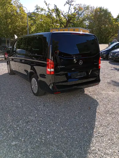 Mercedes-Benz V 220 d long 4Matic — Monospace premium diesel 163 ch, sans accident — Miniatur 7