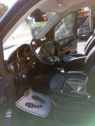 Mercedes-Benz V 220 d long 4Matic — Monospace premium diesel 163 ch, sans accident — Miniatur 14