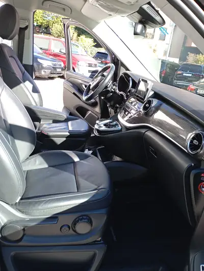 Mercedes-Benz V 220 d long 4Matic — Monospace premium diesel 163 ch, sans accident — Miniatur 18