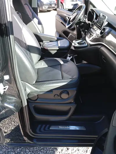 Mercedes-Benz V 220 d long 4Matic — Monospace premium diesel 163 ch, sans accident — Miniatur 19