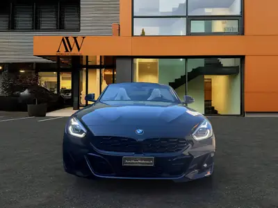 BMW Z4 20i sDrive 2026 — Cabriolet sportif avec service gratuit et équipements M — rear view