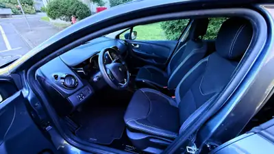 Renault Clio 0.9 12V Zen — Citadine économique et fiable, 166'000 km — Thumbnail 10