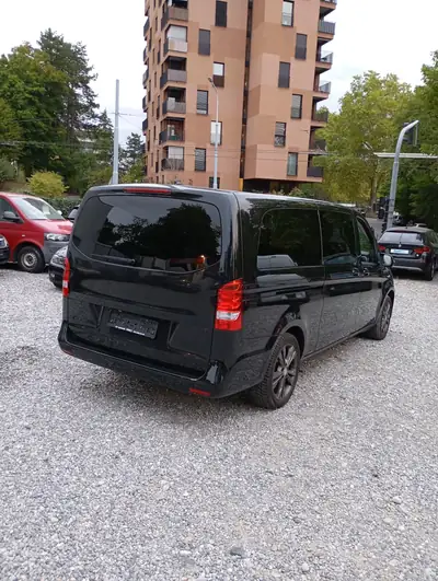 Mercedes-Benz V 220 — Monospace diesel automatique, spacieux et fiable — detail
