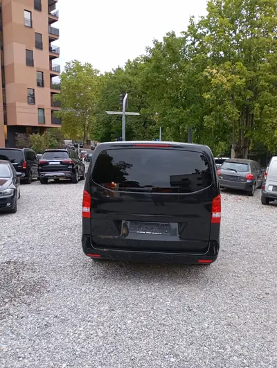Mercedes-Benz V 220 — Monospace diesel automatique, spacieux et fiable — Thumbnail 7