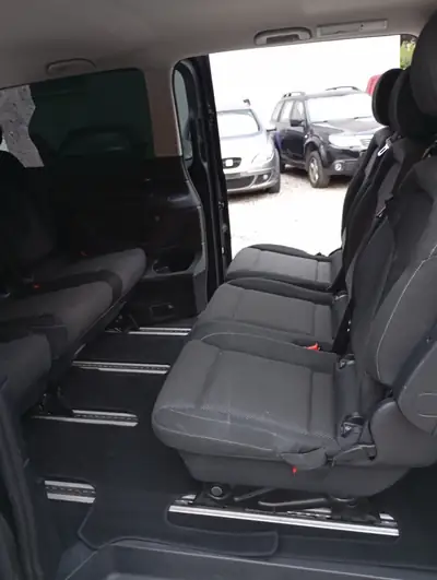 Mercedes-Benz V 220 — Monospace diesel automatique, spacieux et fiable — Thumbnail 12