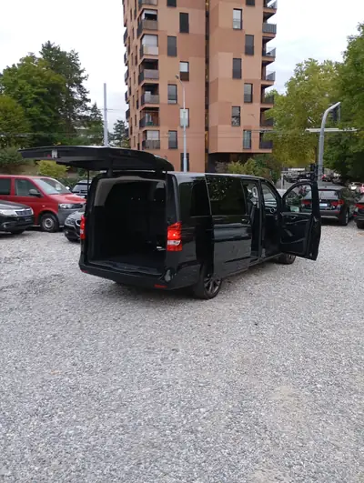 Mercedes-Benz V 220 — Monospace diesel automatique, spacieux et fiable — Thumbnail 17